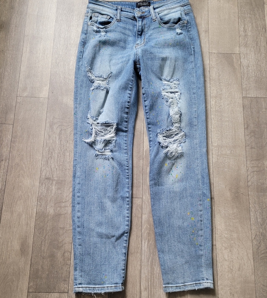 Judy Blue Jeans Distressed Denim Boyfriend Fit Size 7/28  Grunge Paint Splatter